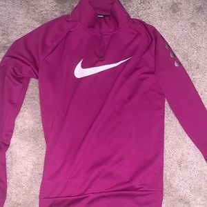 nike long sleeve super cute worn once